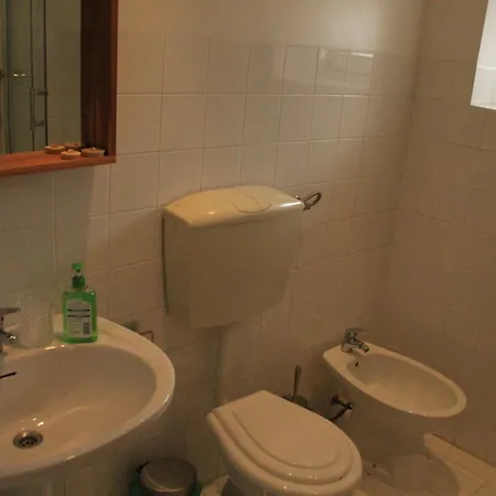 Daire Ideal Address With Fantastic View Castel -old Town-river *